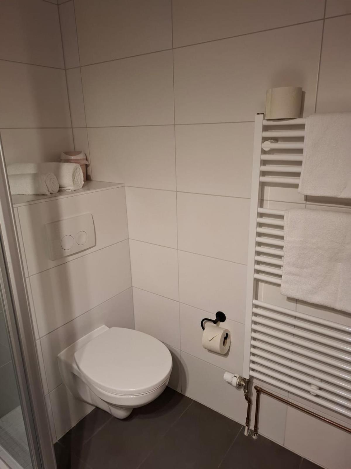 Hotel Am Schwarzen Berg Stade Luaran gambar