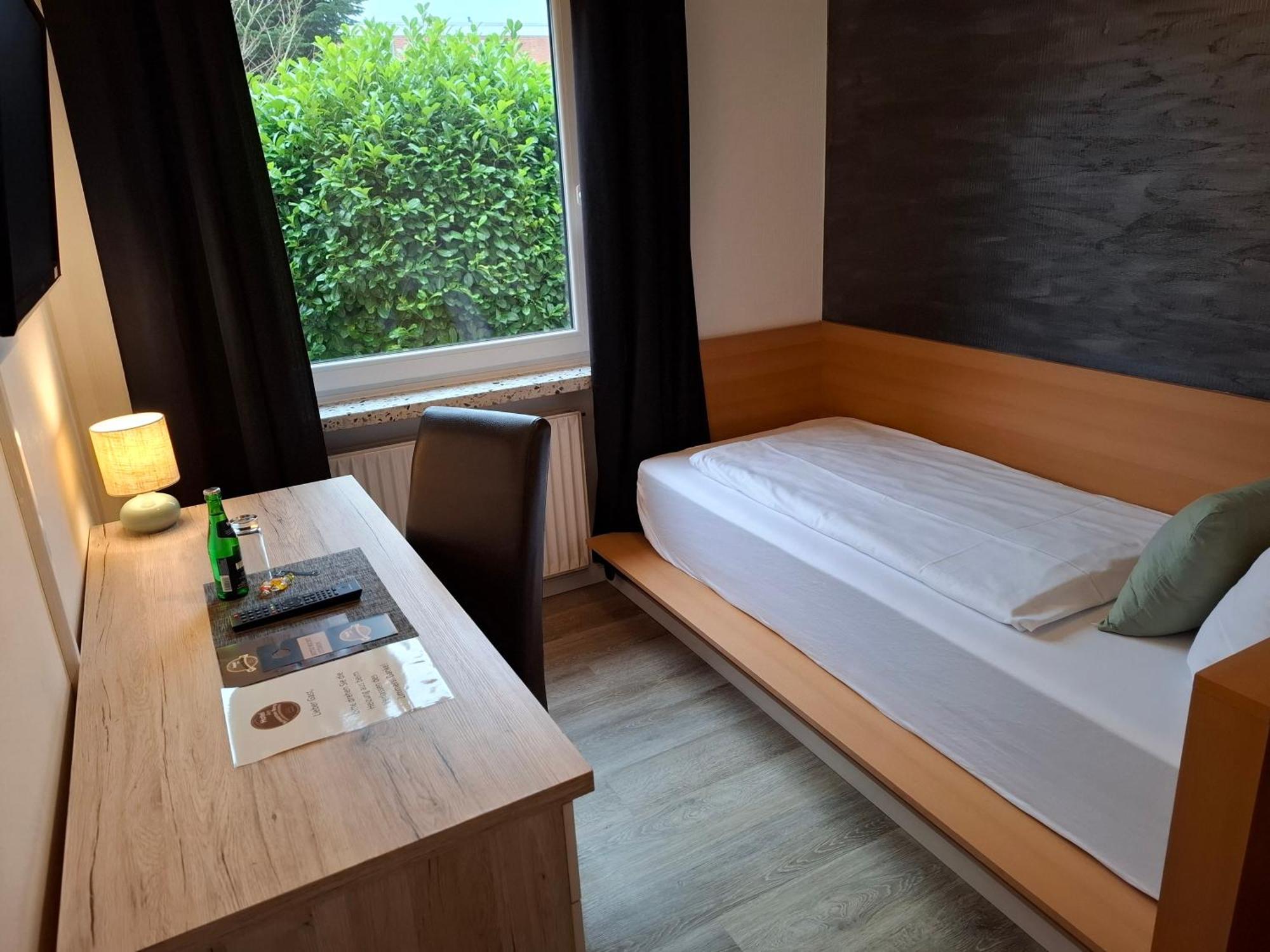 Hotel Am Schwarzen Berg Stade Luaran gambar
